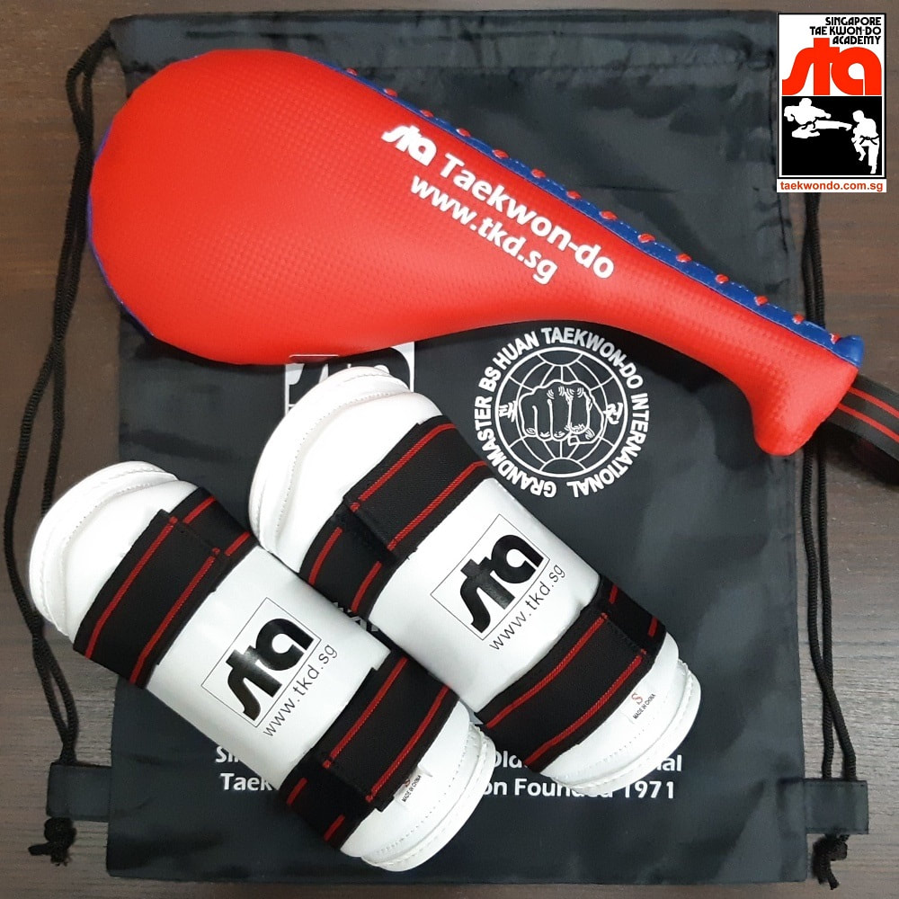 Hand Mitt Kicking Arm Guards String Bag Singapore Taekwon-do Academy HQ Grandmaster BS Huan Taekwondo International TKD